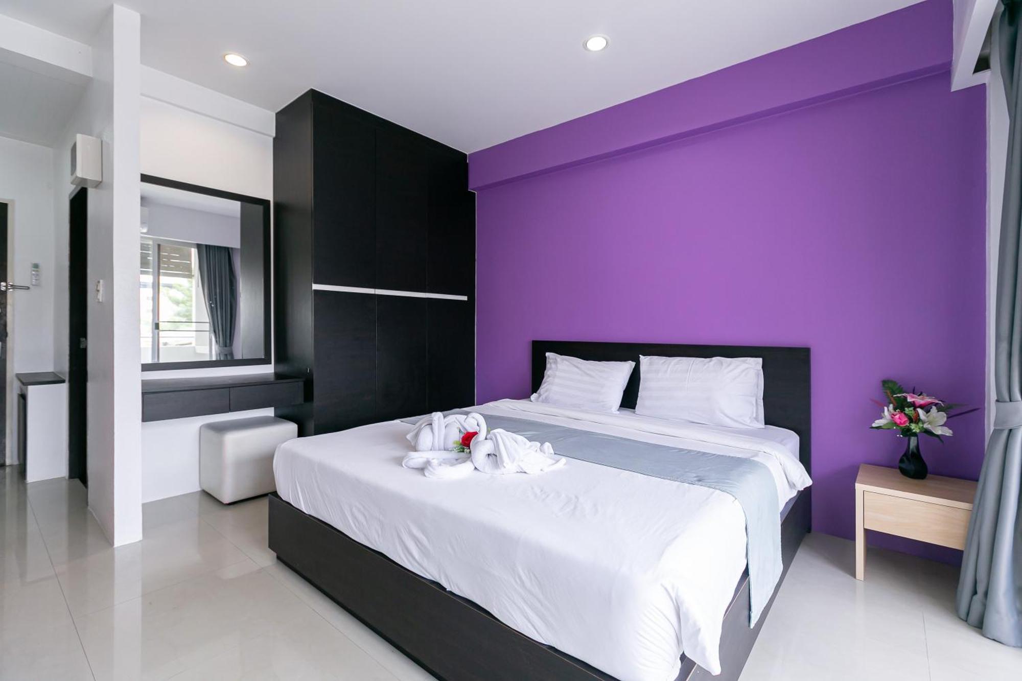 Ruan Plaisoi Apartment Bangkok Exterior photo